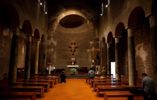 Young people pray at the Centro San Lorenzo in Rome.   Daniel Ibáñez/CNA.