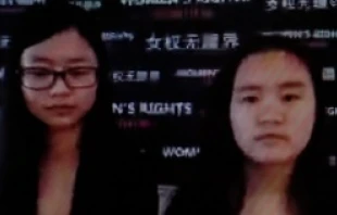 Zhang Ruli (L) and Zhang Anni (R) speak with CNA on May 5, 2014   Andreas Dueren/CNA