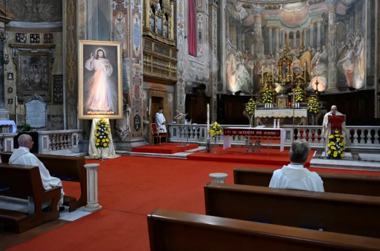 Pope Francis celebrates Mass at Santo Spirito in Sassia April 19, 2020. Credit: Vatican Media