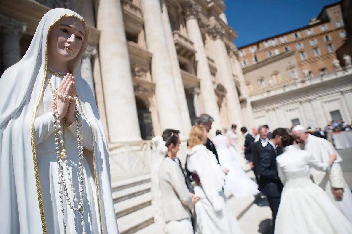 A statue of the Blessed Virgin Mary in St. Peter's Square during the Wednesday General Audience with Pope Francis on April 22, 2015. ?w=200&h=150