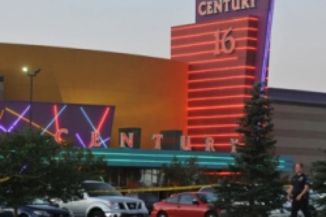  Single use 148946160 Gunman Kills At Least 10 At Screening of The Dark Knight Rises in Aurora CO Credit Thomas Cooper Getty Images News Getty Images 1 CNA 7 20 12