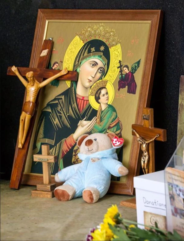 The altar at a burial at the crypt at St. Patrick’s Cemetery in New Orleans. CBIB has buried hundreds of babies at the crypt. Credit: Photo courtesy of Compassionate Burials for Indigent Babies