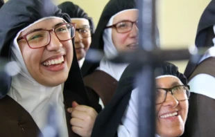 The pontifical foundation Aid to the Church in Need reminds us that “women religious are often on the front lines of wars.” Credit: ACN