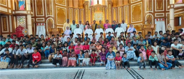 Altar servers, priests, and instructors complete an altar server training session in the Diocese of Palayamkottai in June 2025. Credit: Photo courtesy of Bishop Iruthayaraj Foundation
