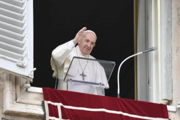 Pope Francis gives his Angelus address on Nov. 14, 2021.