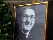 When the Nazis occupied Rome for nine months following the fall of Mussolini, Monsignor Hugh O'Flaherty created what came to be known as the "Rome Escape Line."