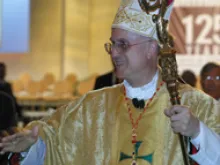 Cardinal Tarcisio Bertone at the Knights of Columbus convention. Photo 