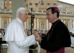 Pope Benedict greeting Bishop Dennis Schnurr; Photo ?w=200&h=150