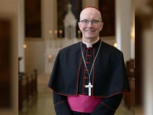 Pope Francis on April 25, 2023, appointed Bishop Timothy Senior as bishop of the Diocese of Harrisburg, Pennsylvania.