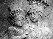 The Blessed Mother and the Child Jesus.