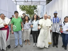 Pope Francis with teens at the opening ceremony of World Youth Day 2019 in Panama.