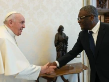 Pope Francis met Nobel Peace Prize winner Denis Mukwege on Dec. 9, 2022.