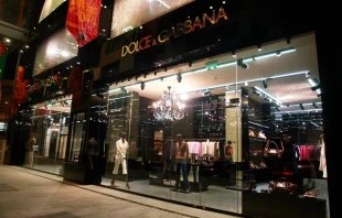 Dolce & Gabbana store front via Flickr (CC BY-NC-ND 2.0).