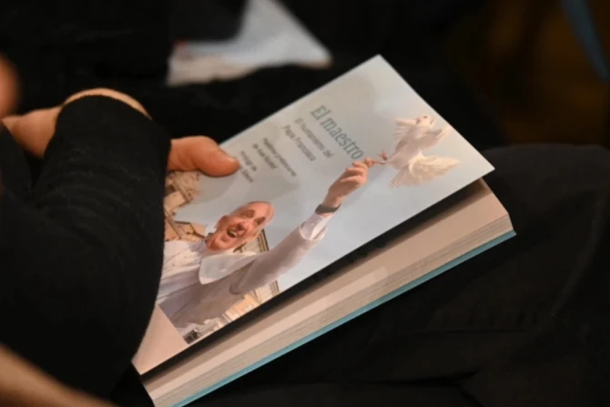 book highlights teachings of Pope Francis