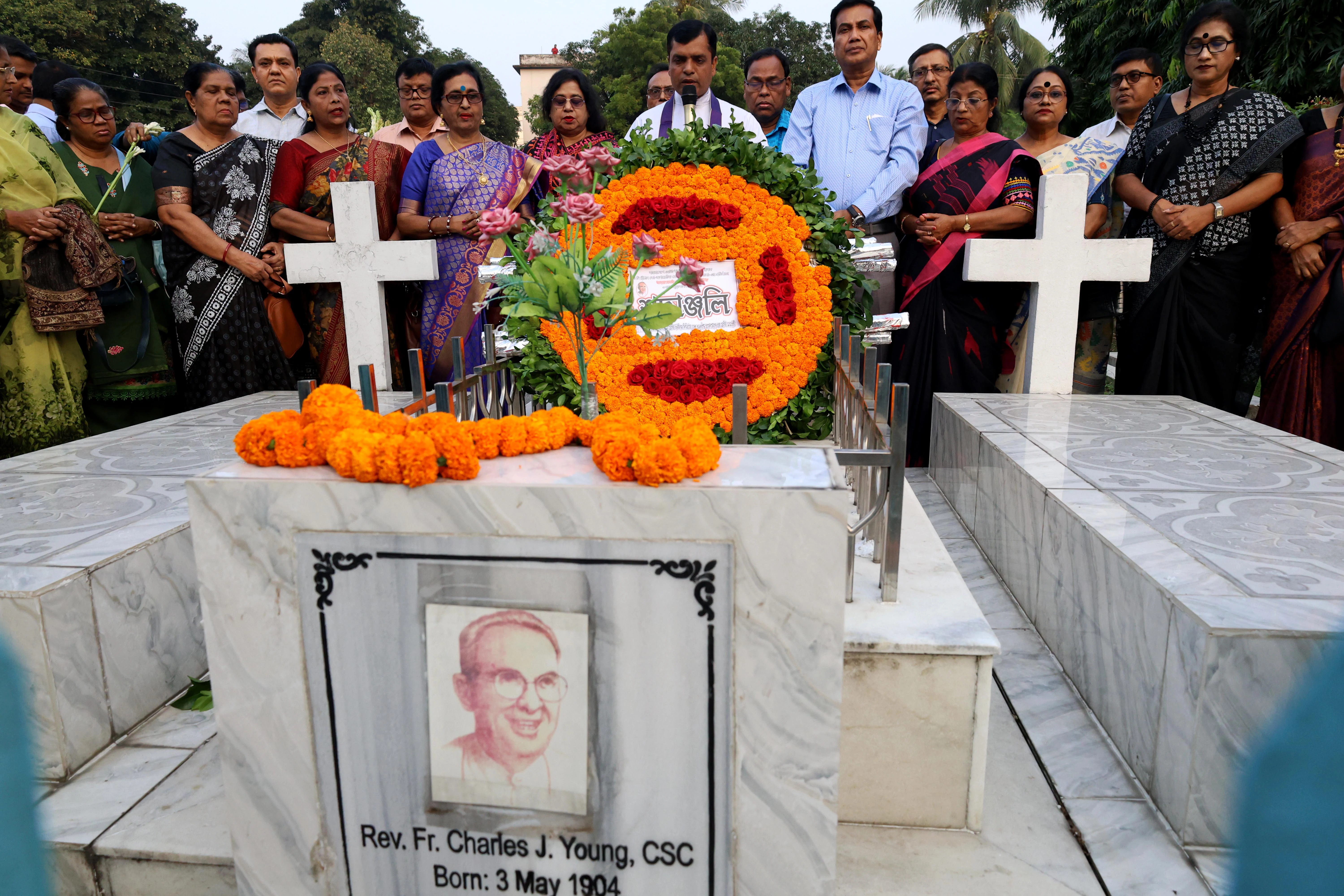 Leaders of the Christian community lay wreaths at the grave of Father Charles Joseph Young at the Holy Rosary Church cemetery in Dhaka on Nov. 14, 2025.?w=200&h=150