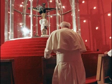 Pope John Paul II prays in Managua's cathedral before ending his visit to Nicaragua on Feb. 7, 1996.