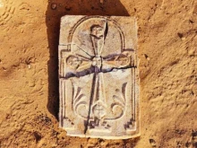 A 30-centimeter (11.8-inch) plaster cross was unearthed in an ancient monastery on Sir Bani Yas Island about 106 miles southwest Abu Dhabi, ACI MENA reported.
