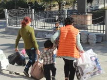 Armenian Caritas, with the support of Catholic Relief Services and USAID (United States Agency for International Development), launched the Immediate Assistance to Displaced Families of the Nagorno-Karabakh Conflict program in the Ararat region. Food and non-food assistance is provided to help vulnerable households displaced from Nagorno-Krabakh to meet their needs while they figure out what next steps to take amid the uncertain situation.