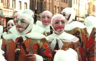 Mardi Gras celebration in Binche, Belgium. Marie-Claire/wikimedia. (CC BY 3.0 SA)