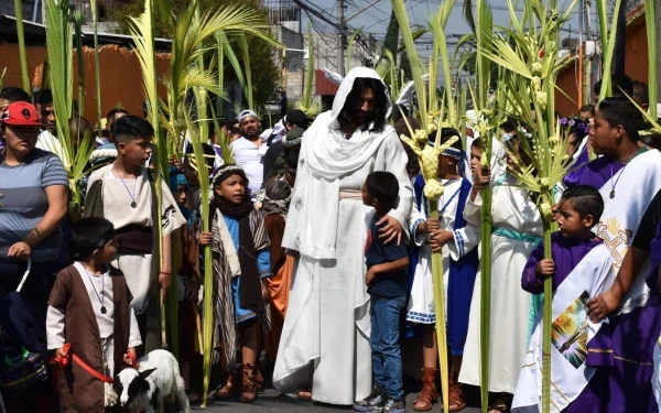 A scene during Holy Week in Ixtapalapa. Credit: Holy Week Organizing Committee in Ixtapalapa