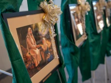 “Woman of the Well” paintings by Glenda Stevens are being distributed to each of the 15 deaneries in the Diocese of Phoenix.