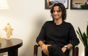 Catholic actor Michael Iskander, who portrays King David in Prime Video’s “House of David.” Credit: Francesca Fenton/EWTN News Screenshot