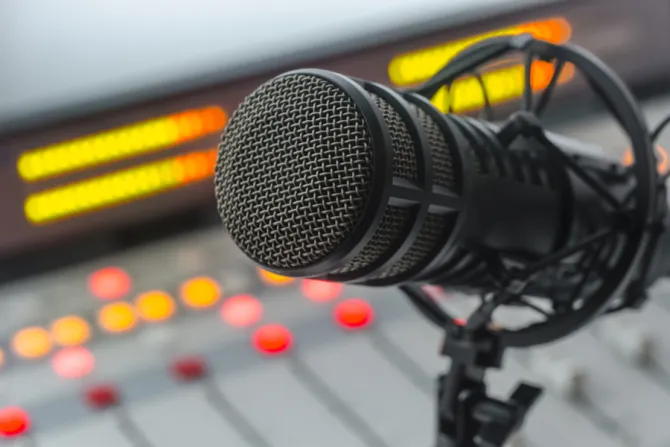 microphone podcast By Forest Run Shutterstock CNA