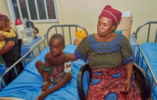 A child who lost his left hand in the June 2025 Yelewata massacre is treated at Nigeria’s Benue State University Teaching Hospital. Credit: Courtesy of Ekani Olikita/Truth Nigeria