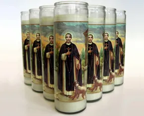 The candles being sold with President Obama superimposed over St. Martin?w=200&h=150