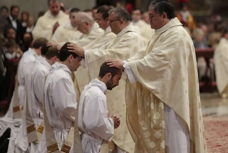 Pope Francis ordains 10 men to the priesthood. ?w=200&h=150
