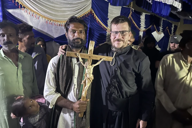 Chrisitan slaves Pakistan