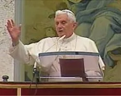Pope Benedict addresses the faithful at Castel Gandolfo?w=200&h=150