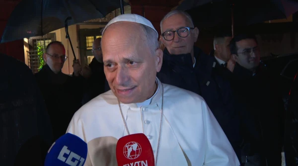 Pope Leo XIV tells reporters Dec. 23, 2025, that he appealed to Illinois Gov. JB Pritzer to veto a bill legalizing assisted suicide during a Vatican meeting in November. Credit: EWTN News