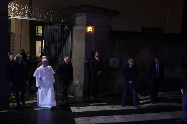 Pope Leo XIV exits the papal villa of Castel Gandolfo on Nov. 25, 2025. Credit: Daniel Ibáñez/CNA