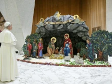 Pope Leo admires the Nativity scene that was made in Costa Rica.