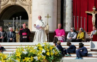 Pope Francis speaks to the elderly in St. Peter's Square Sept. 28, 2014.   Lauren Cater/CNA.