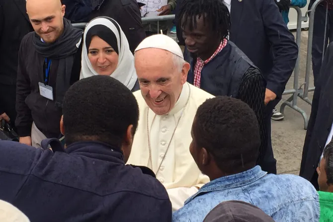 pope meets with migrants marco mancini