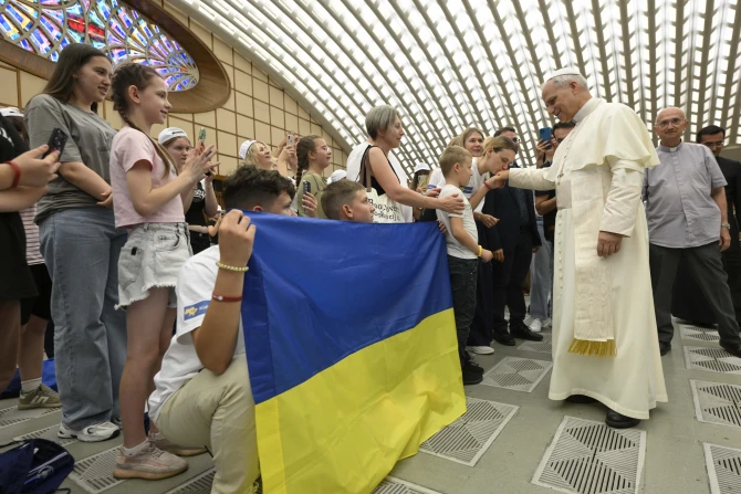 Pope Leo Ukraine children