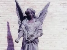 The statue of the Angel of the Roses