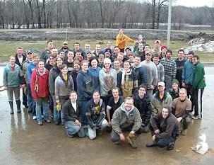Seminarians, college students and volunteers sandbagged Cardinal Muench Seminary against the rising waters of the Red River. (?w=200&h=150