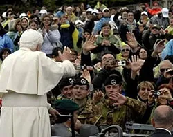 Pope Benedict greets Italians in the quake-devastated region of Abruzzo?w=200&h=150