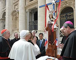 Pope Benedict blesses the statue of Our Lady of Carmel. ?w=200&h=150