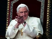 Pope Benedict XVI addresses Portuguese cultural leaders.