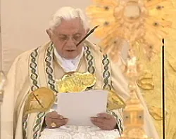The Holy Father delivers his talk to priests, religious and consecrated people at the celebration of Vespers.?w=200&h=150