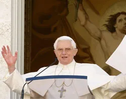 Pope Benedict XVI speaking at Castel Gandolfo?w=200&h=150