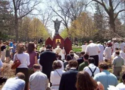 Students adoring Jesus at last year\'s procession?w=200&h=150
