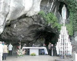 The grotto at Lourdes where the Blessed Mother appeared to St. Bernadette?w=200&h=150