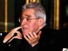 Cardinal Lustiger during one of his many conferences