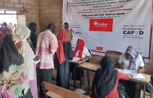 CAFOD and Caritas Sudan provide cash assistance to IDPs in Kost, Shite Nile State in Sudan. Credit: CAFOD