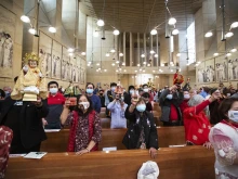 Attendees at a Mass for the feast of the Santo Niño de Cebú at the Cathedral of Our Lady of the Angels in Los Angeles, Calif., Jan. 16, 2022.